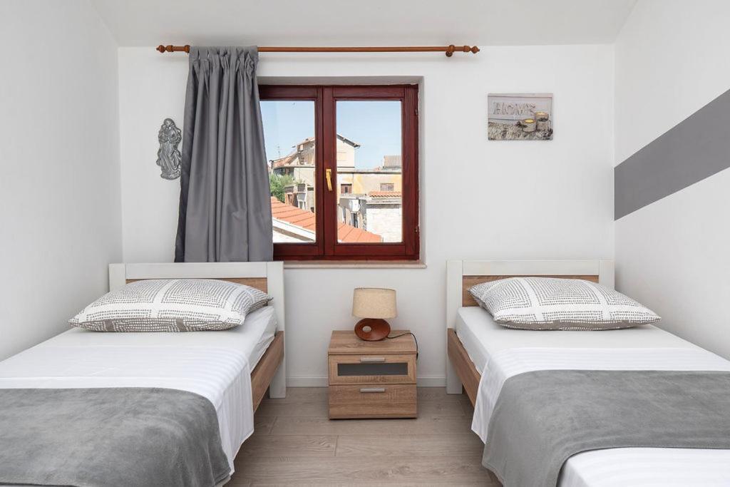 Apartments Janjac Vodice Exterior foto