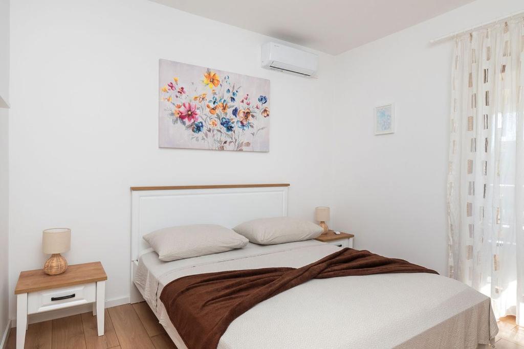Apartments Janjac Vodice Exterior foto