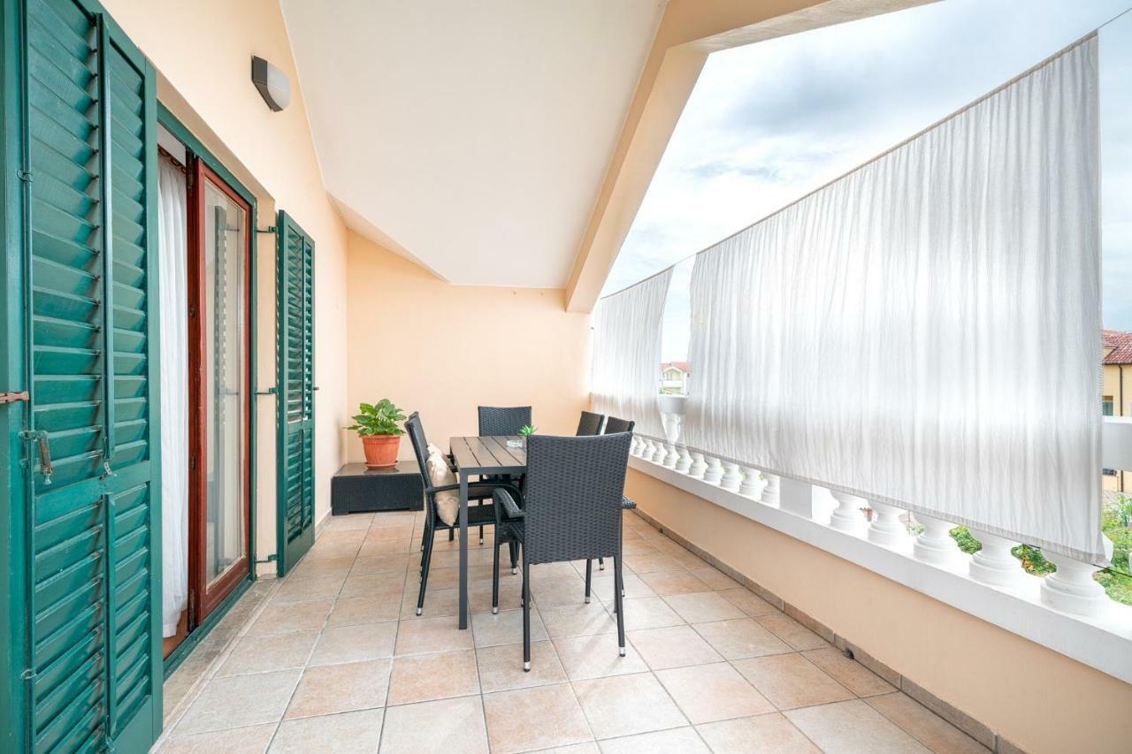 Apartments Janjac Vodice Exterior foto