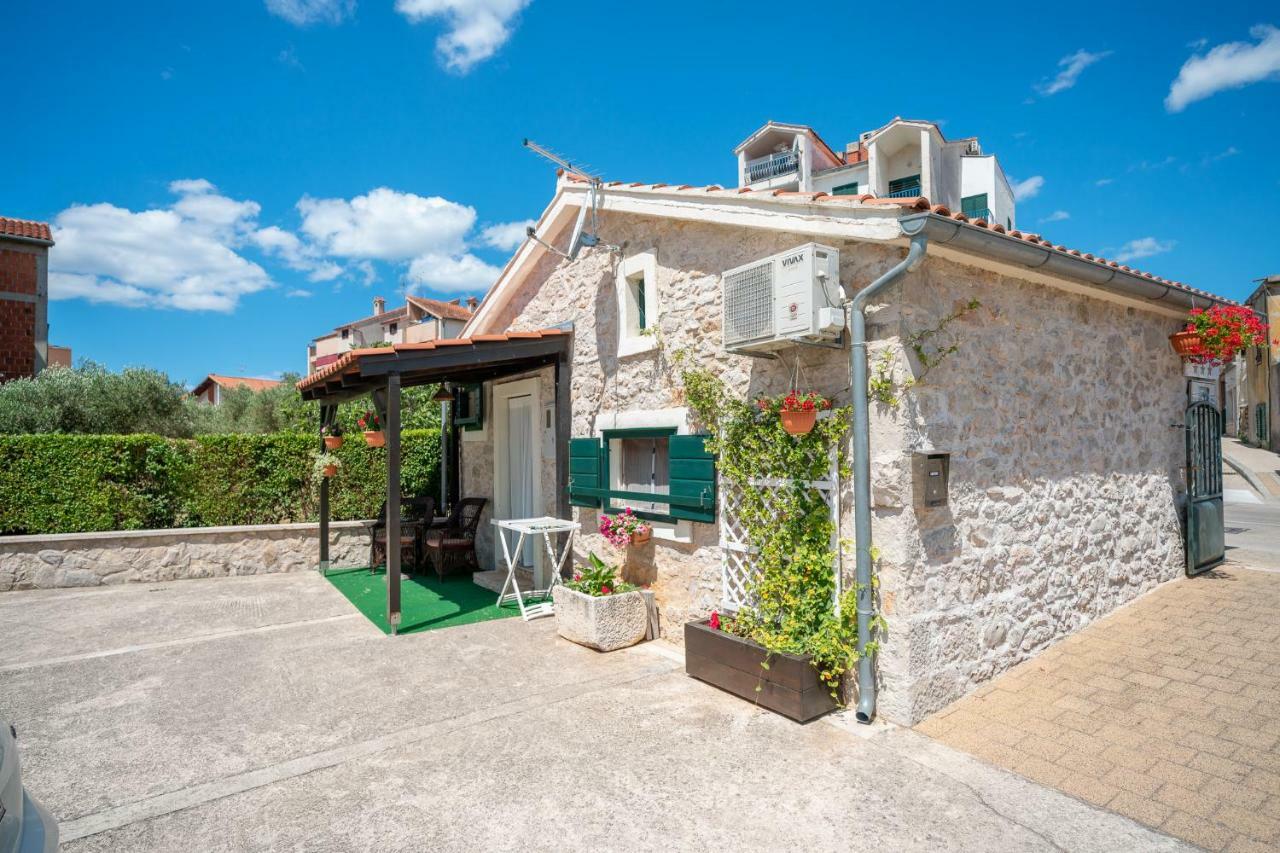 Apartments Janjac Vodice Exterior foto
